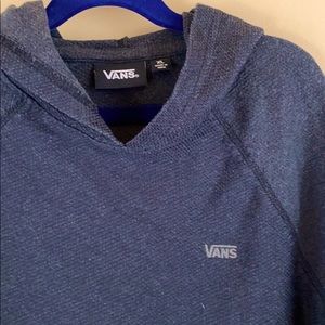 Boys Vans L/S waffle weave hooded shirt; size XL